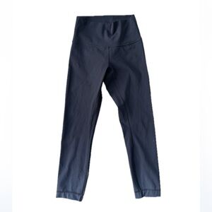 LULULEMON Cropped 23” Ombre Wunder Under High Rise Tight Leggings Size 4